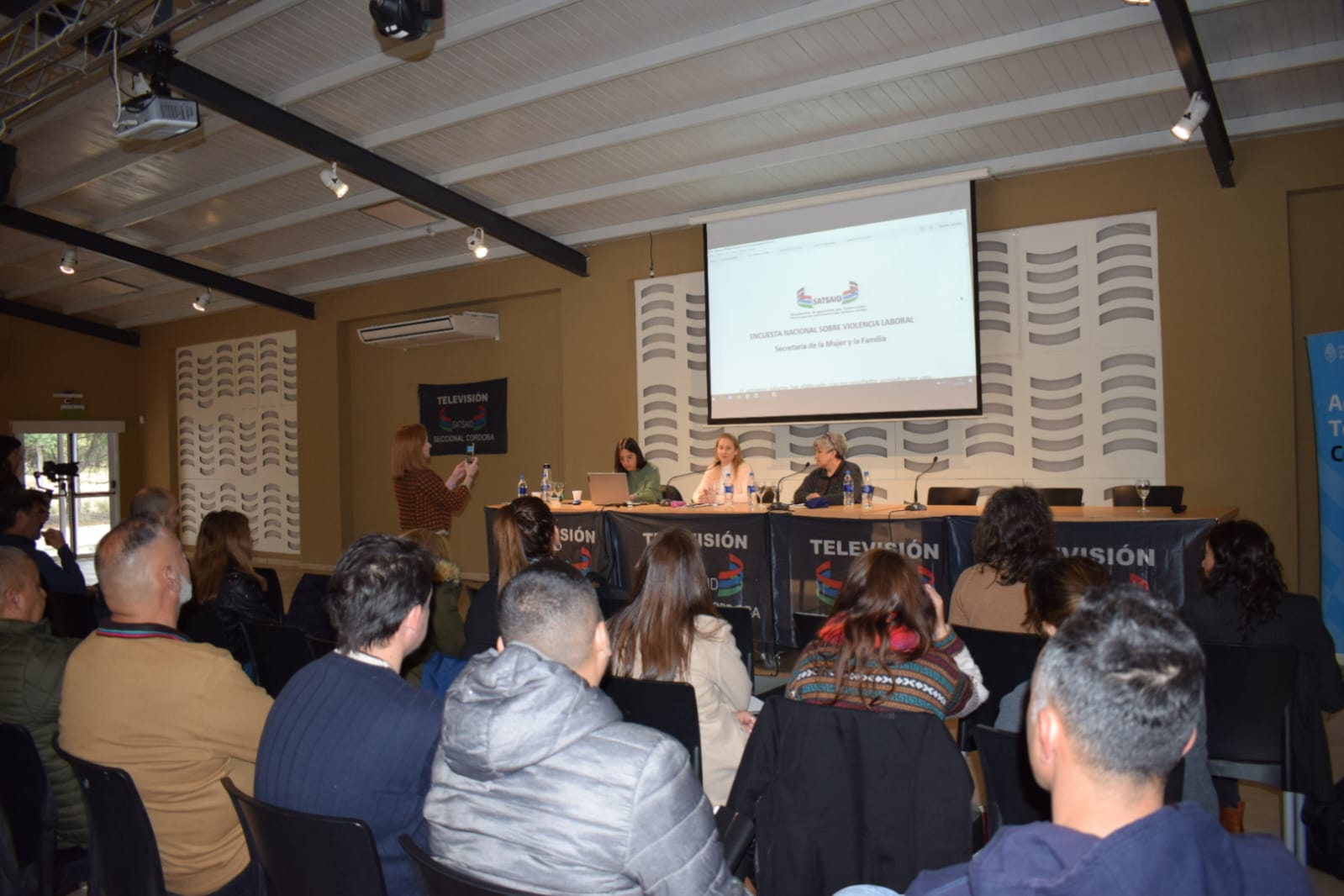 CÓRDOBA: LA SECCIONAL REALIZÓ UNA JORNADA DE CAPACITACIÓN EN VIOLENCIA LABORAL Y TAREAS DE CUIDADO