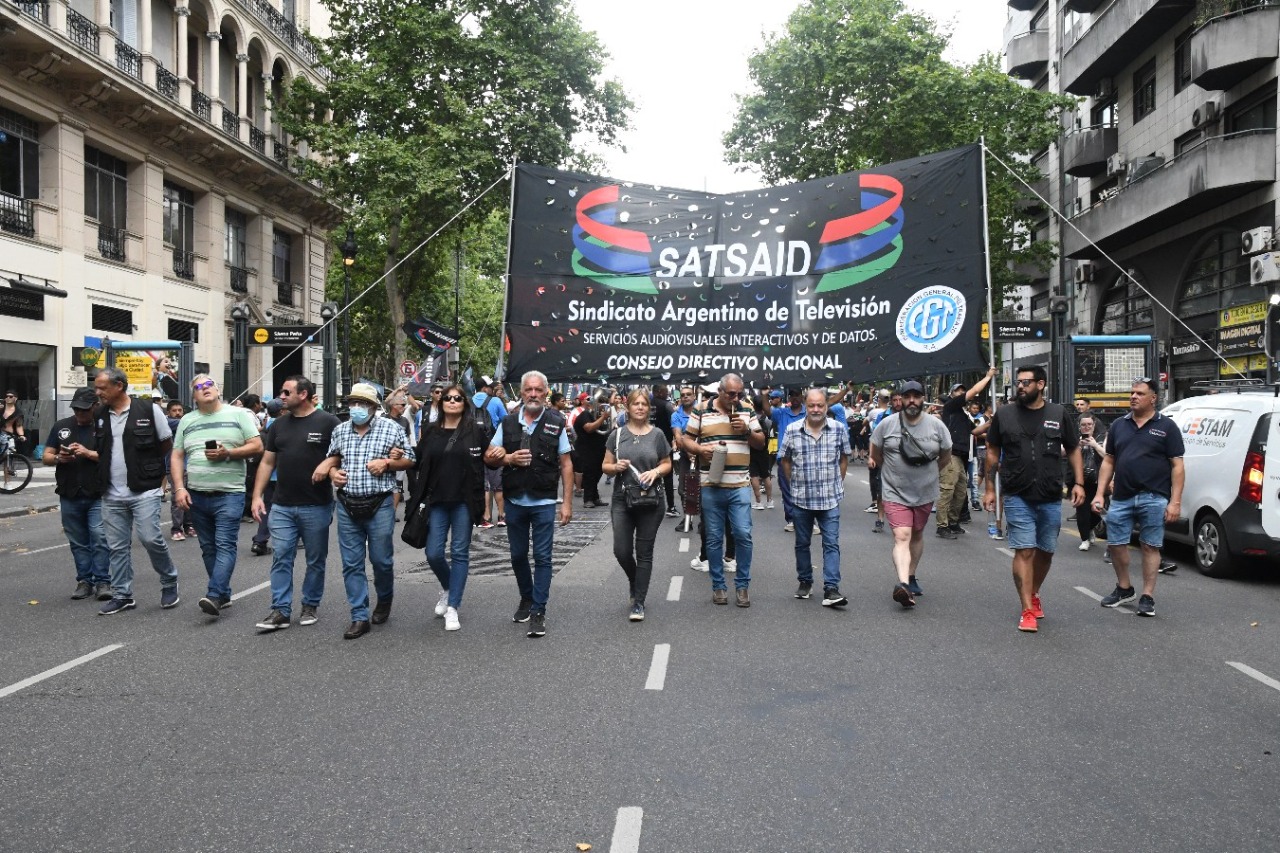 EL SATSAID REALIZÓ UN PARAZO EN TODO EL PAÍS Y MOVILIZÓ A LAS PUERTAS DE ATVC