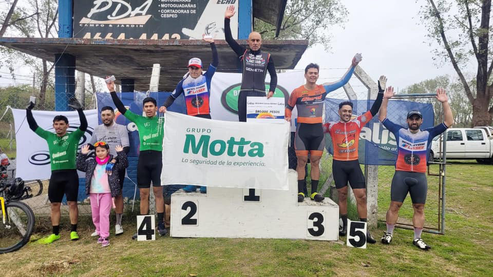 CICLISMO: FIN DE SEMANA DE PODIOS DE LA MANO DE ELBIO ALBORZEN 