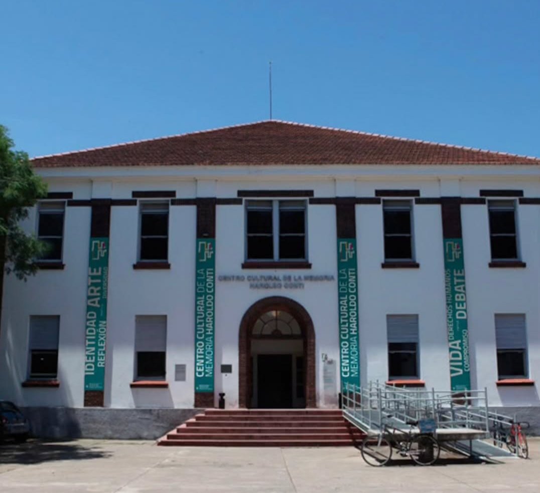 REPUDIO NACIONAL AL CIERRE DEL CENTRO CULTURAL HAROLDO CONTI 