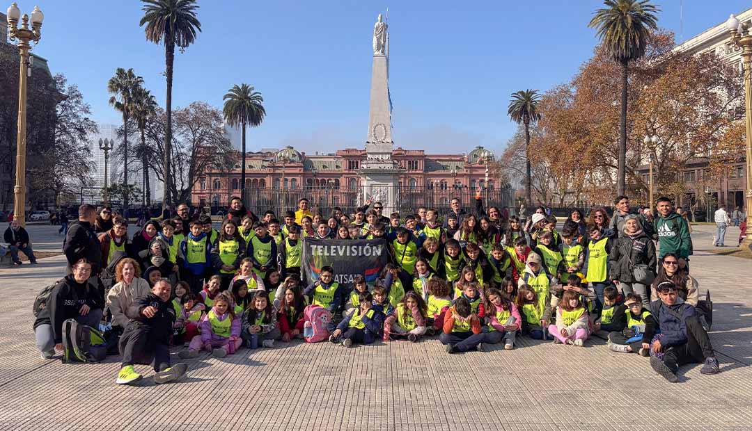 CÓRDOBA: LA COLONIA DE VACACIONES VISITÓ BUENOS AIRES