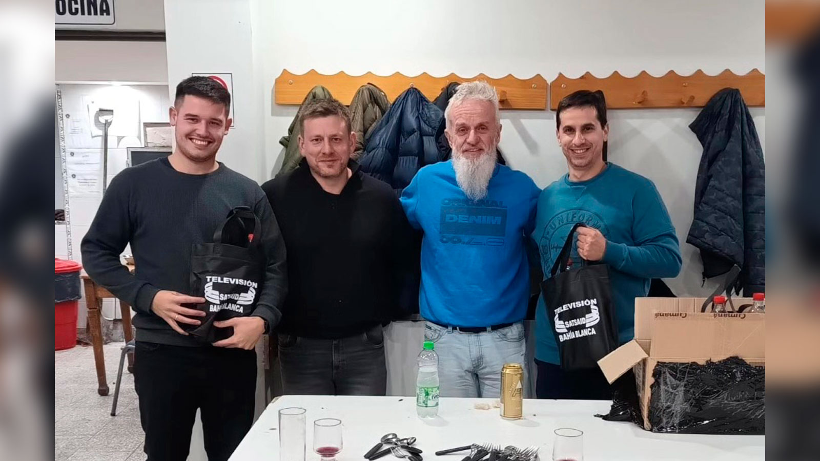 BAHÍA BLANCA: CENA DE CAMARADERÍA Y TORNEO DE TRUCO EN TRES ARROYOS