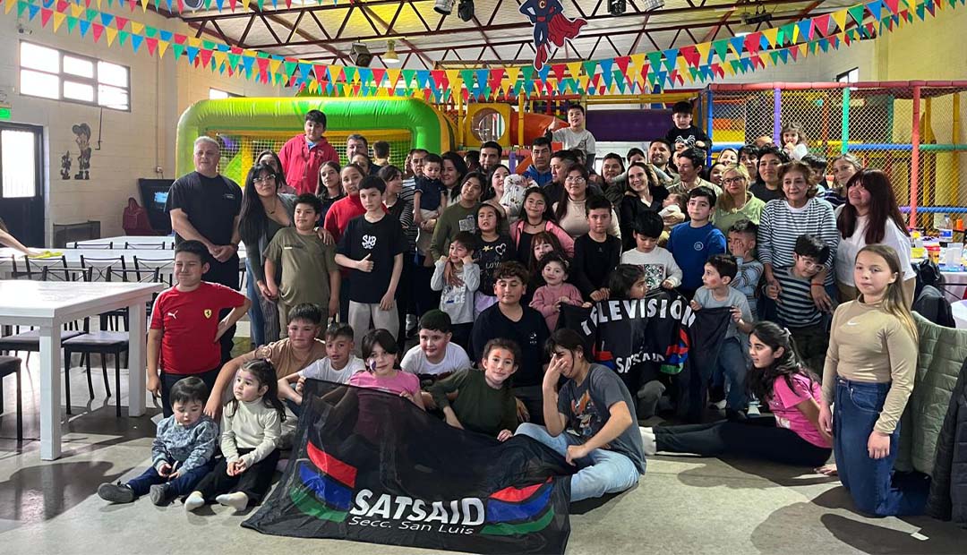 SAN LUIS: FESTEJOS Y ENTREGA DE OBSEQUIOS POR EL DÍA DEL NIÑO EN TODA LA PROVINCIA