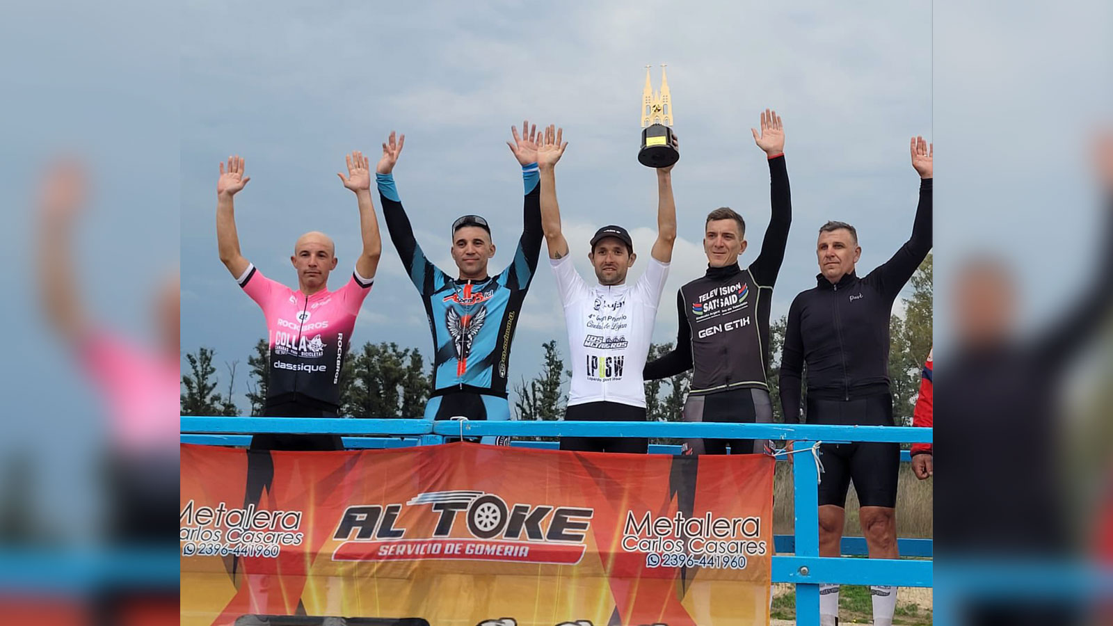 CICLISMO: SERGIO FREDES CONQUISTÓ EL TERCER LUGAR EN EL GP CIUDAD DE LUJÁN