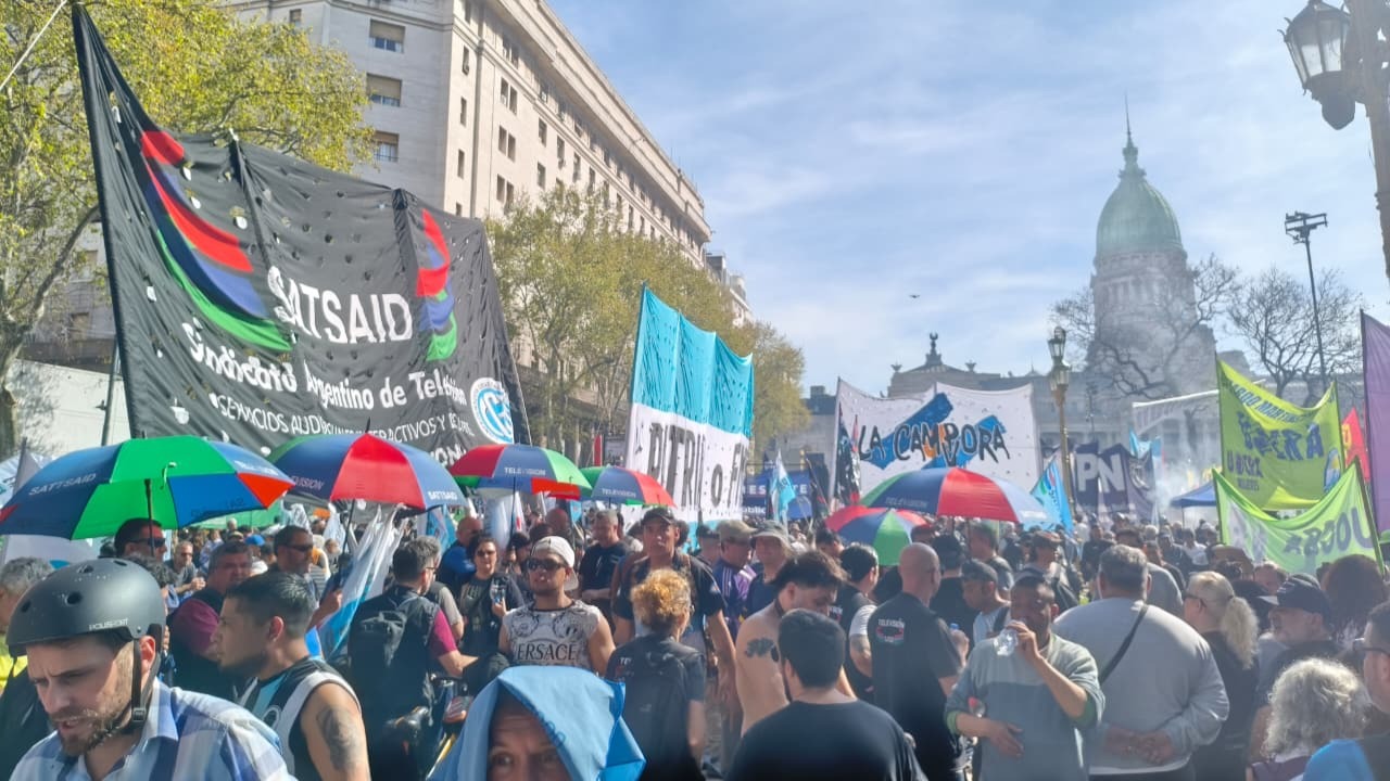 EL SATSAID SE MOVILIZÓ EN TODO EL PAÍS EN DEFENSA DE LA SALUD Y LA EDUCACIÓN PÚBLICA 