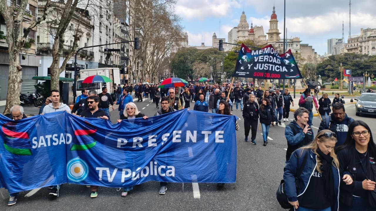 SATSAID PRESENTE EN LA MARCHA JUNTO A NUESTROS JUBILADOS Y JUBILADAS 