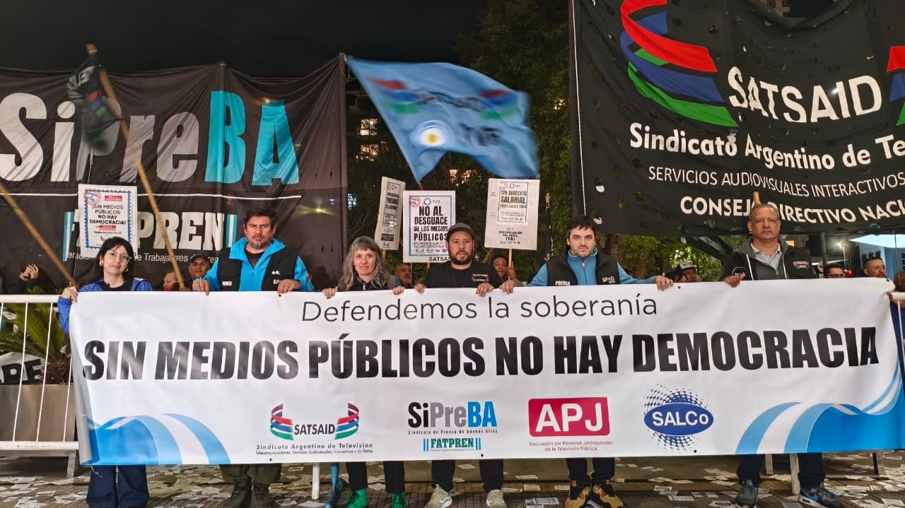 EL SATSAID SE MOVILIZÓ A LOS MARTÍN FIERRO EN DEFENSA DE LOS MEDIOS PÚBLICOS 