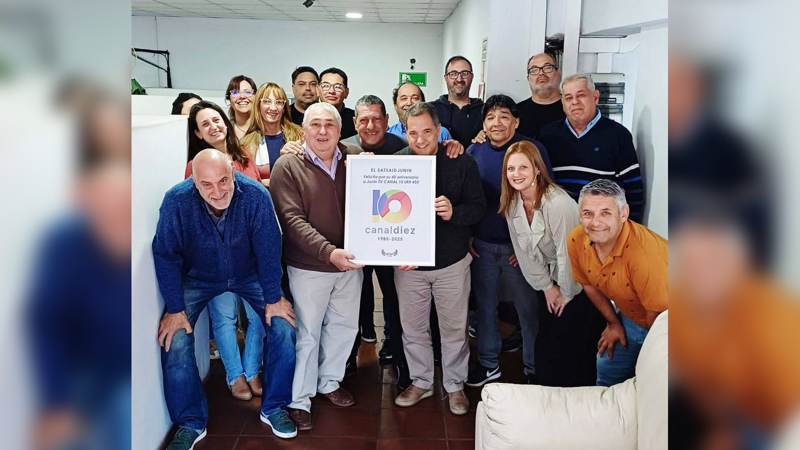 BUENOS AIRES ZONA 3: SATSAID RECONOCIÓ A CANAL 10 POR SUS CUARENTA AÑOS