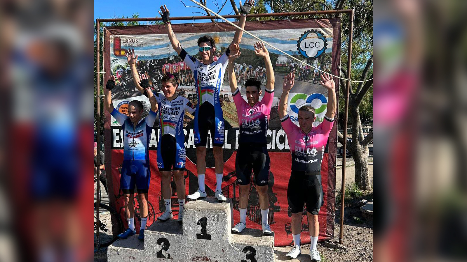 CICLISMO: EL SAT VOLVIÓ A CONQUISTAR EL PODIO DEL LANÚS CICLES CLUB