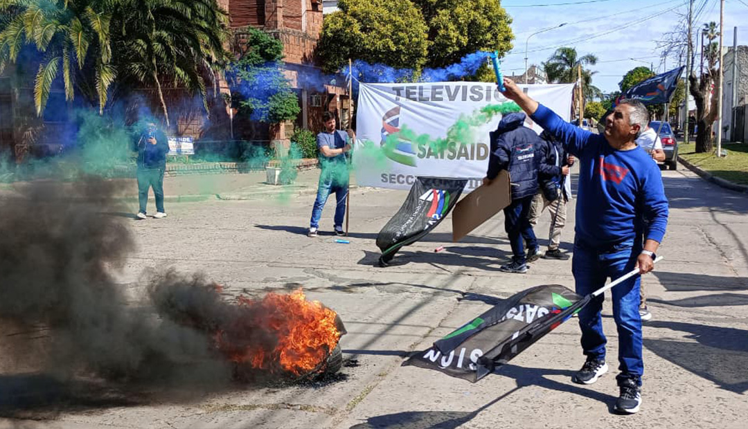 BUENOS AIRES ZONA III: MOVILIZACIÓN A LA EMPRESA DE SERVICIOS DE TELEVISIÓN POR CABLE DE ARENALES