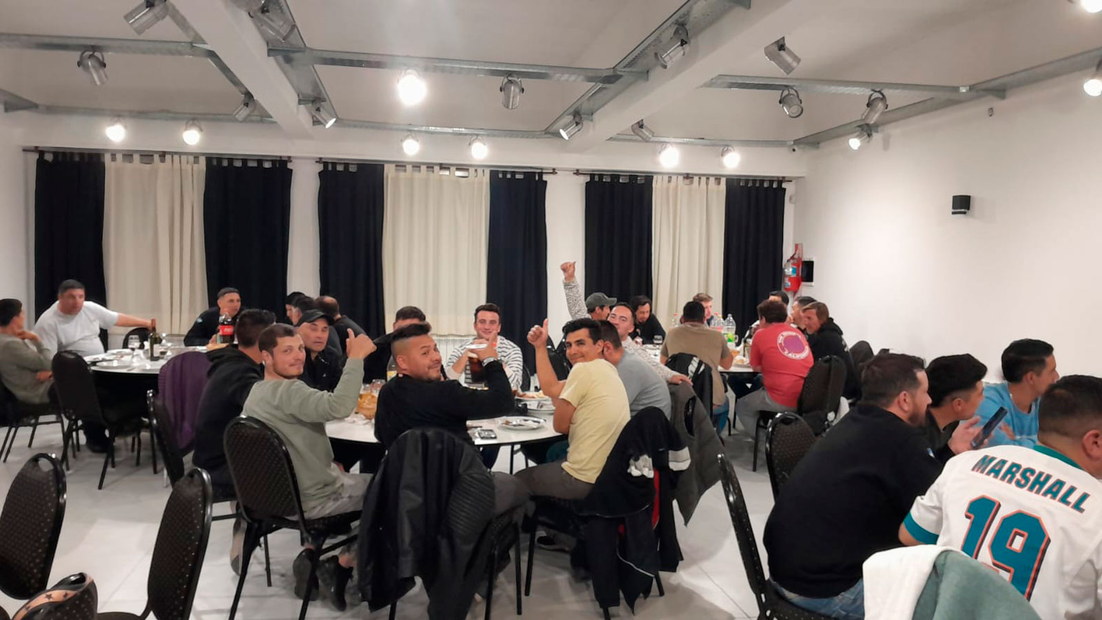 MAR DEL PLATA: CENA DE CAMARADERÍA CON AFILIADOS Y AFILIADAS DE LA CIUDAD 