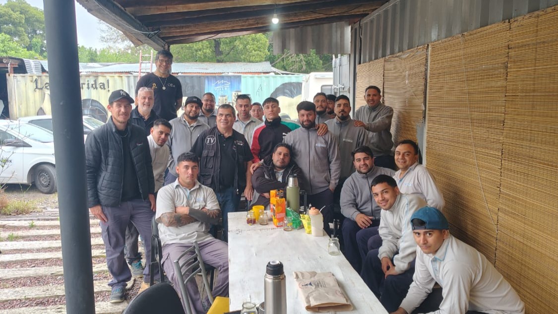 AMBA: CAPACITACIÓN EN RIESGO ELÉCTRICO Y TRABAJO EN ALTURA EN ONLYWORK 