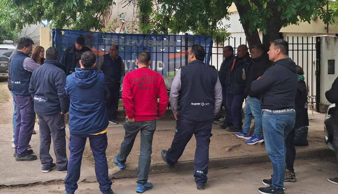 CÓRDOBA: SURCORTV/INTELICOM CONTINÚA INCUMPLIENDO CON EL PAGO DE HABERES