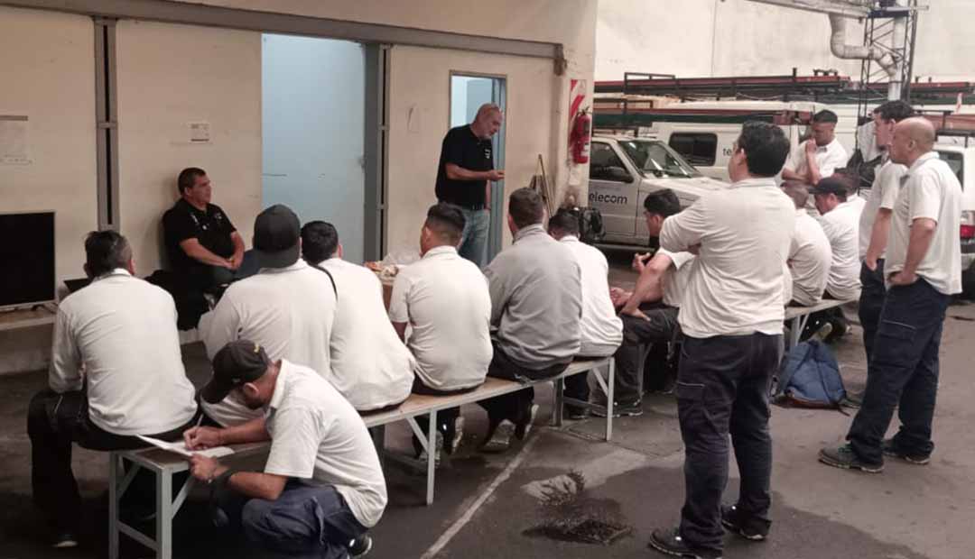 AMBA: CAPACITACIÓN EN RIESGO ELÉCTRICO Y TRABAJO EN ALTURA EN NEW WEST 