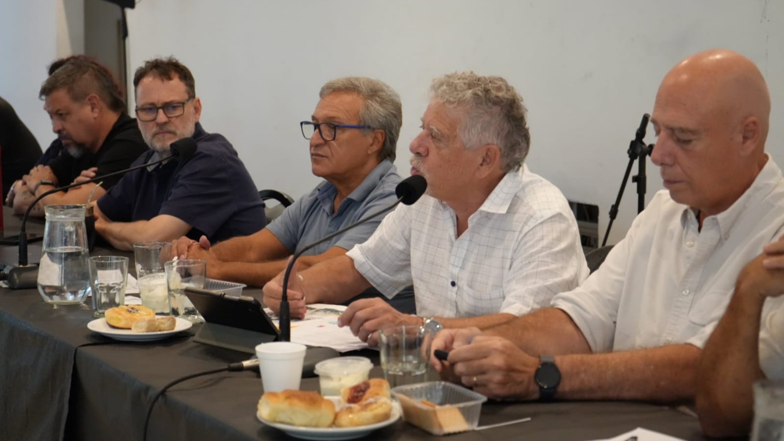 AMBA: DELEGADAS Y DELEGADOS ANALIZARON LA REFORMA LABORAL