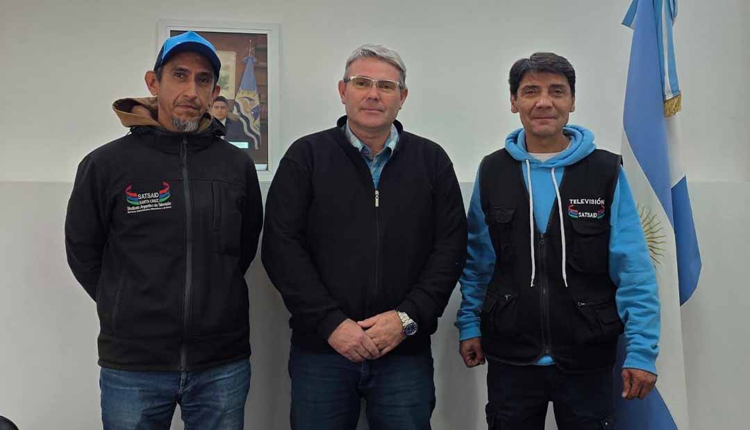 SANTA CRUZ: REUNIÓN DE TRABAJO CON LA MUNICIPALIDAD DE CALETA OLIVIA 