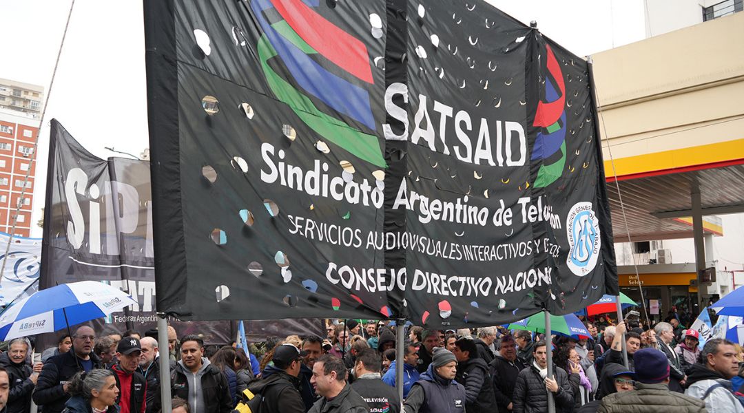 SATSAID PRESENTE EN LA MOVILIZACIÓN AL MINISTERIO DE ECONOMÍA POR EL SOBREENDEUDAMIENTO DE LAS FAMILIAS ARGENTINAS