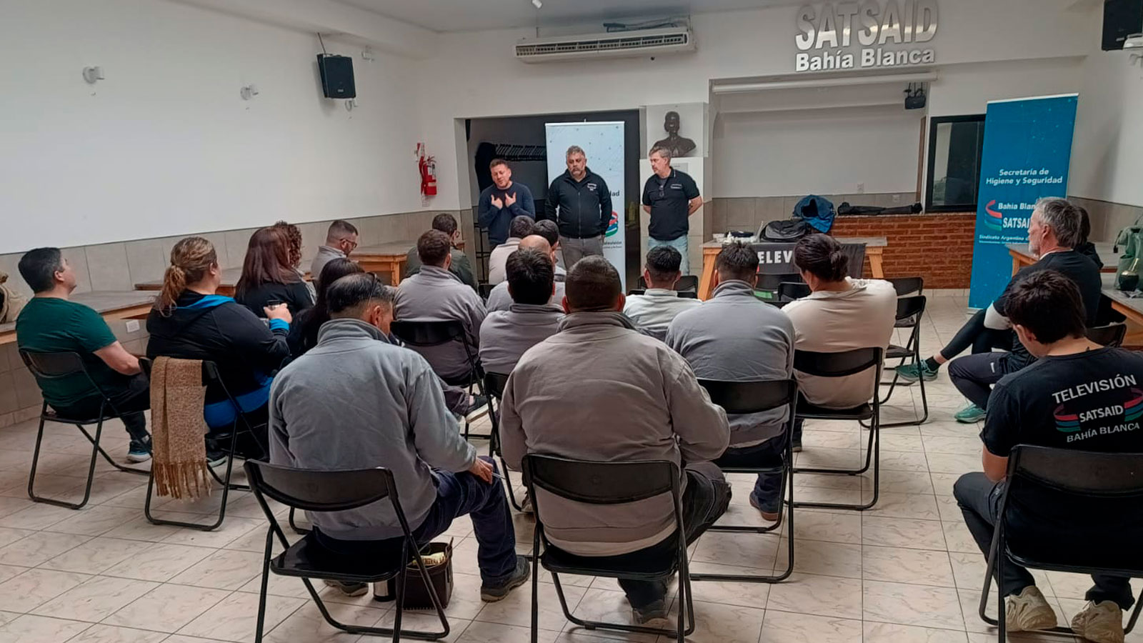 BAHÍA BLANCA: CAPACITACIÓN EN PRIMEROS AUXILIOS EN DISTINTAS EMPRESAS DE LA SECCIONAL