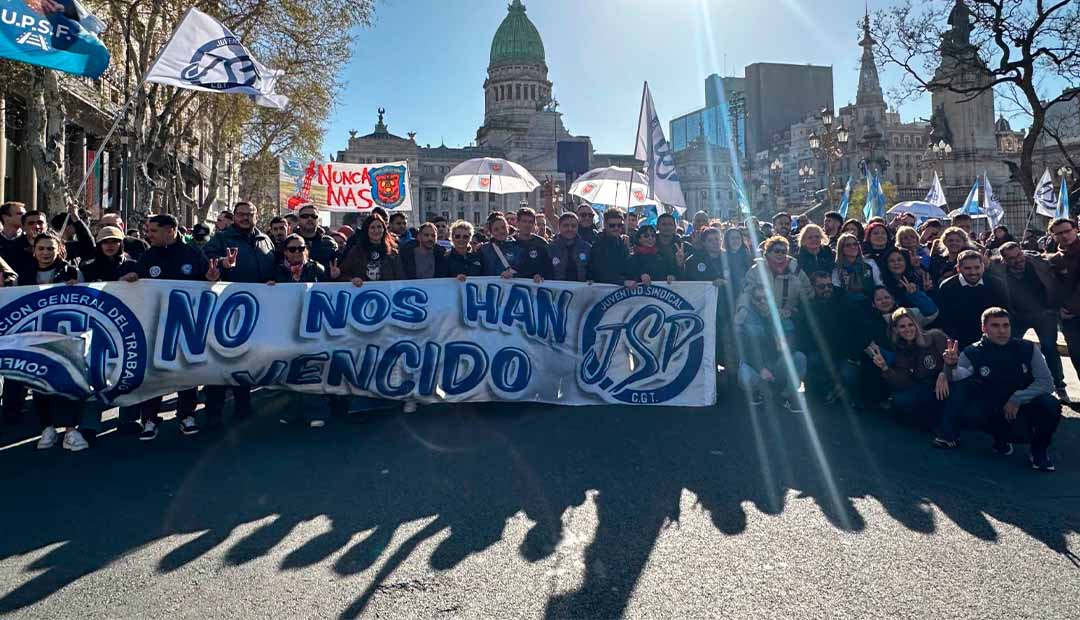 SATSAID PRESENTE EN LA MARCHA A 50 AÑOS DE LA NOCHES DE LOS LÁPICES JUNTO A LA JUVENTUD SINDICAL 